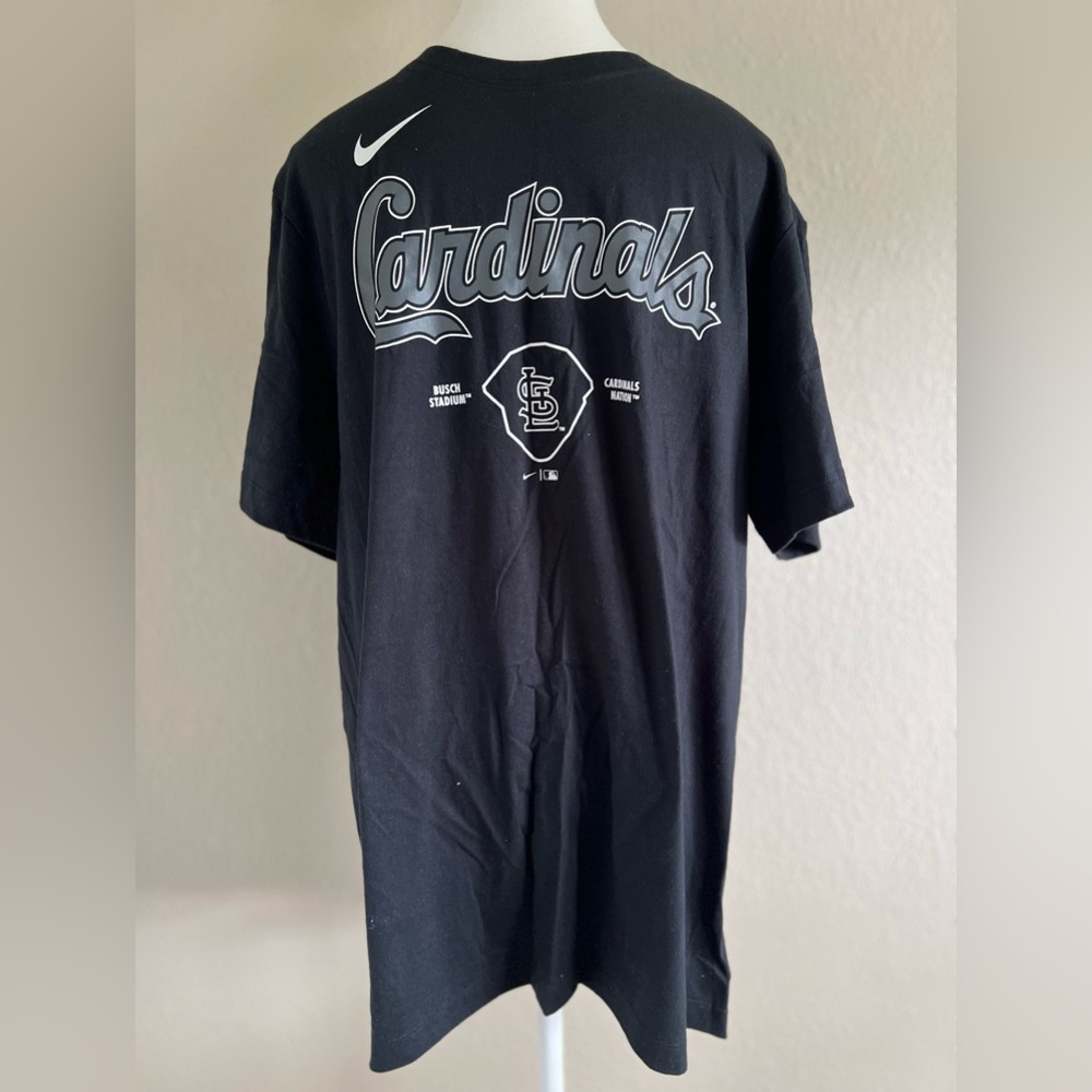 NIKE St Louis Cardinals Black Graphic Shirt NWT